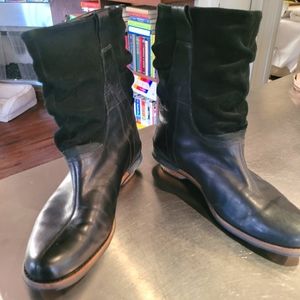 Patagonia Size 9 Black Boots